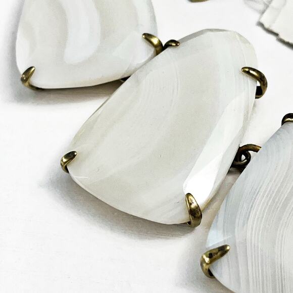 NEW Kendra Scott Banded Agate Harlow w/ Antique Brass Necklace - Picture 5 of 10